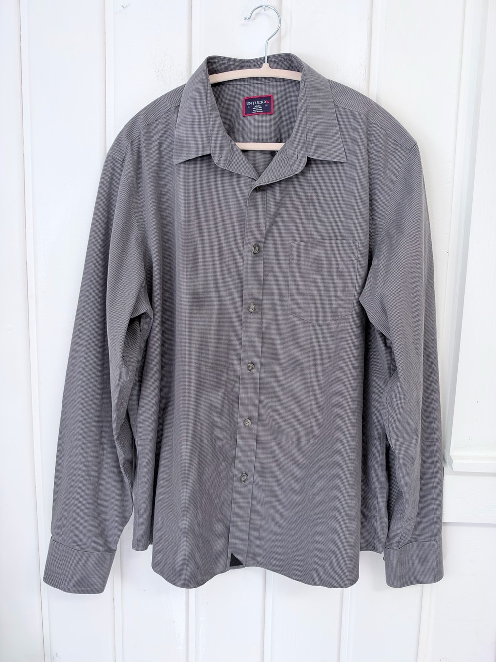 UNTUCKit Men’s Large Gray Micro Check Wrinkle-Free Button-Up Shirt